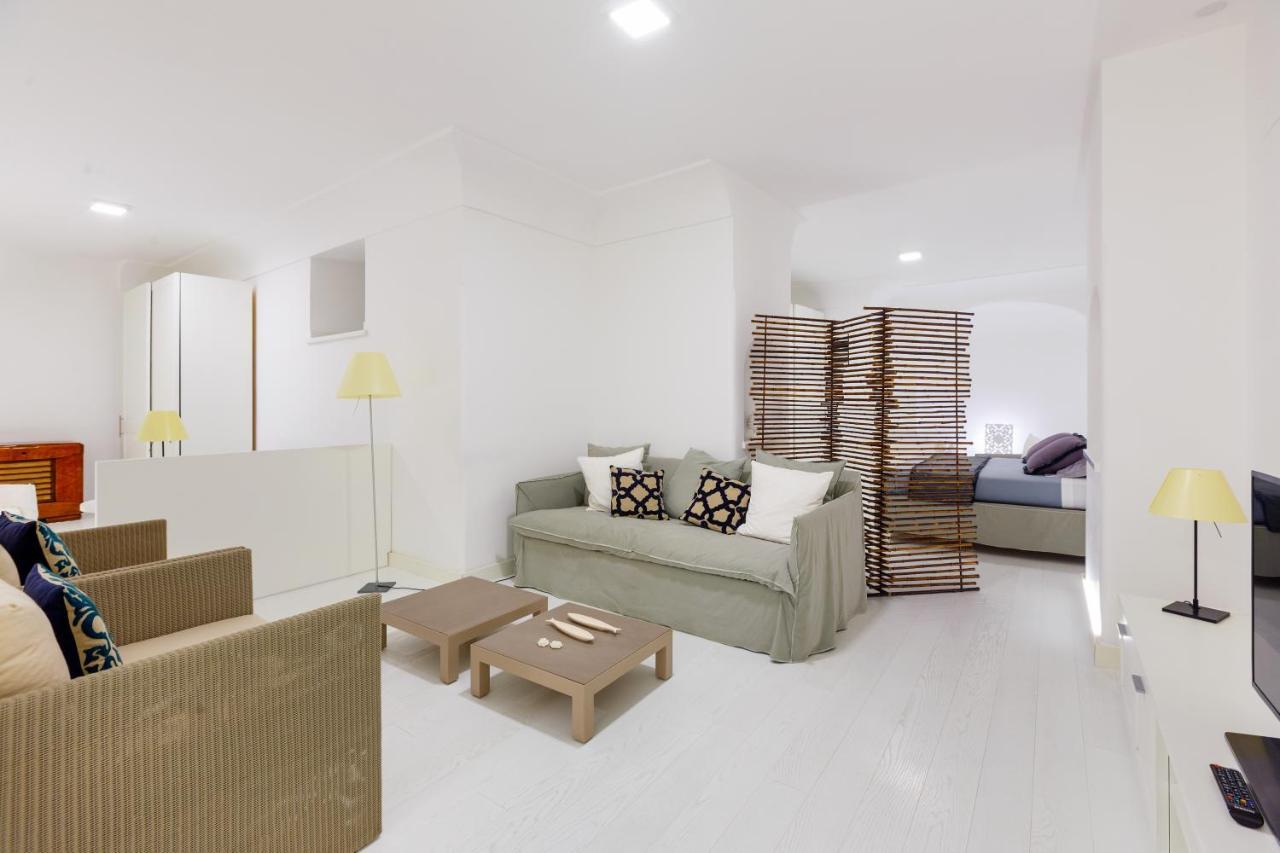 White Stylish Apartment 3 Vico Equense Exteriör bild